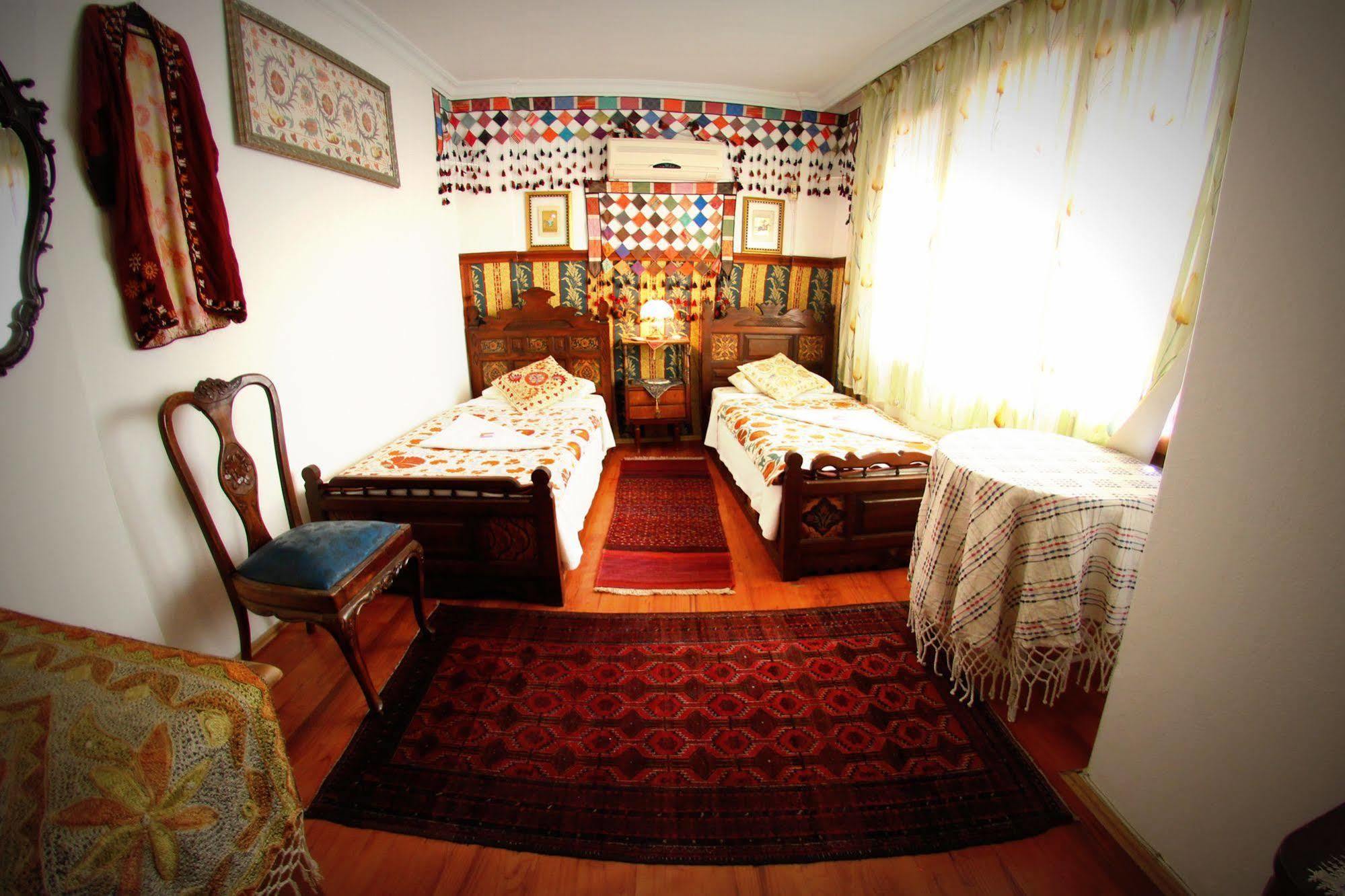 Homeros Pension & Guesthouse Selçuk Esterno foto