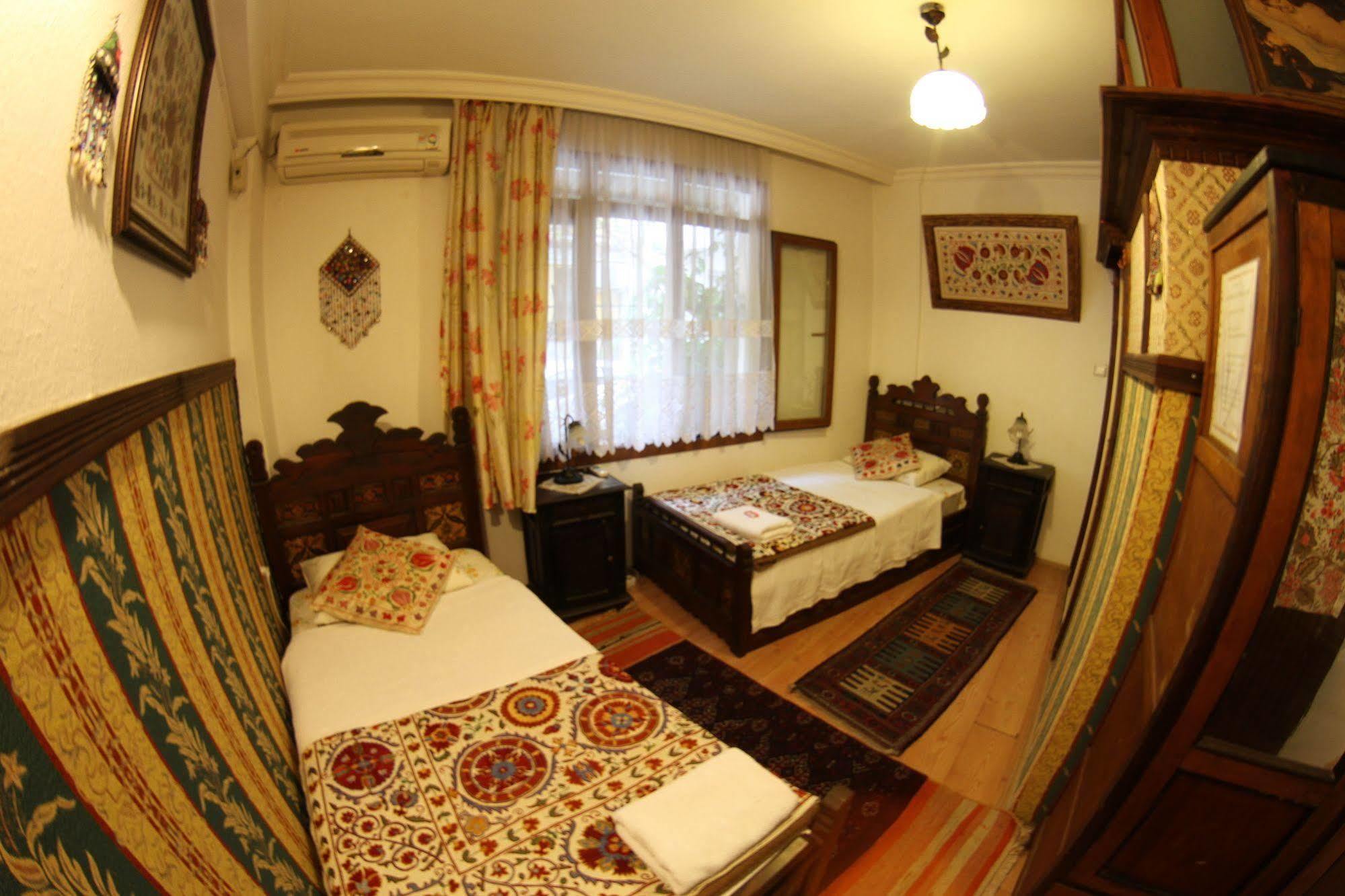 Homeros Pension & Guesthouse Selçuk Esterno foto