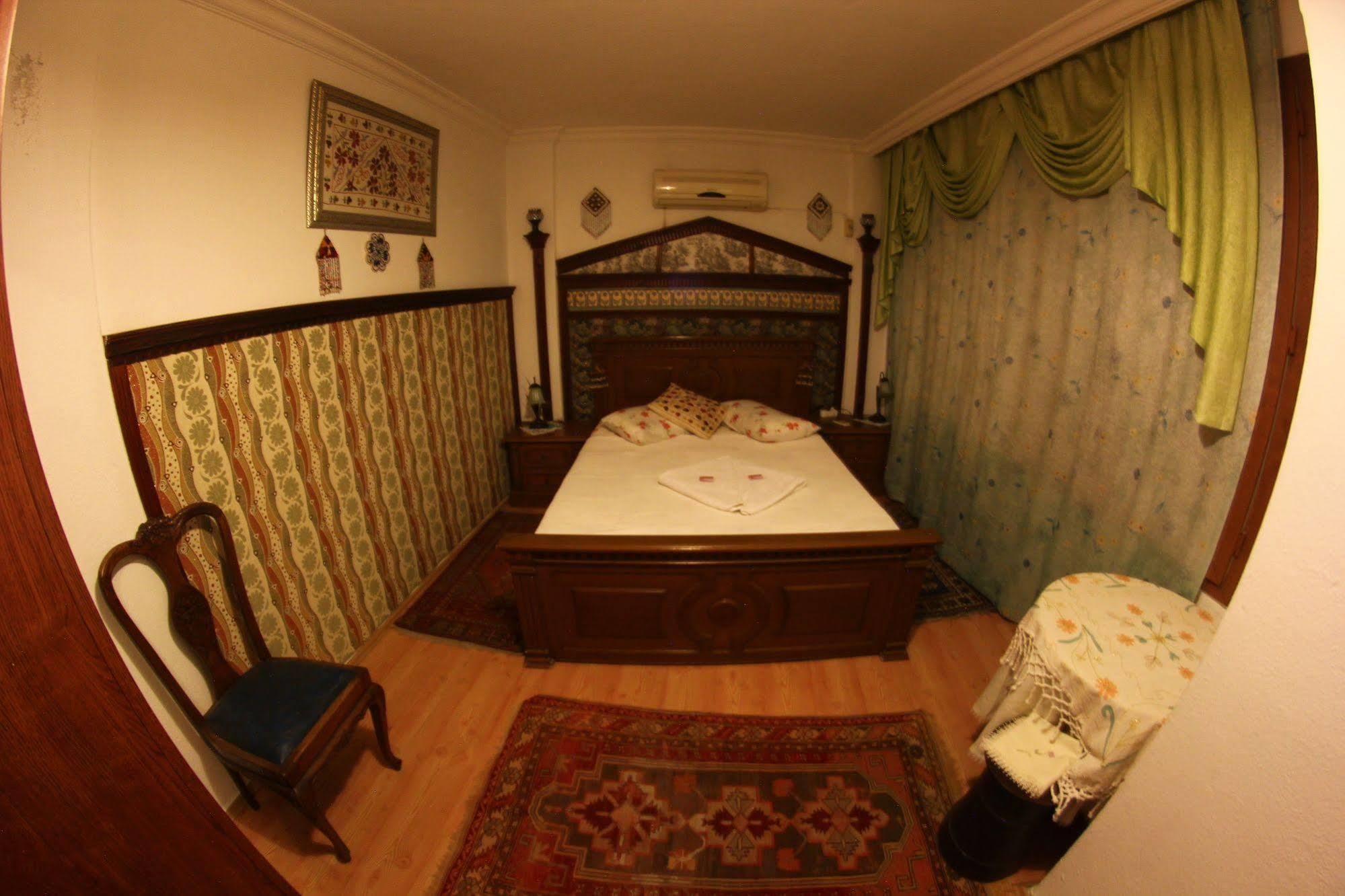 Homeros Pension & Guesthouse Selçuk Esterno foto