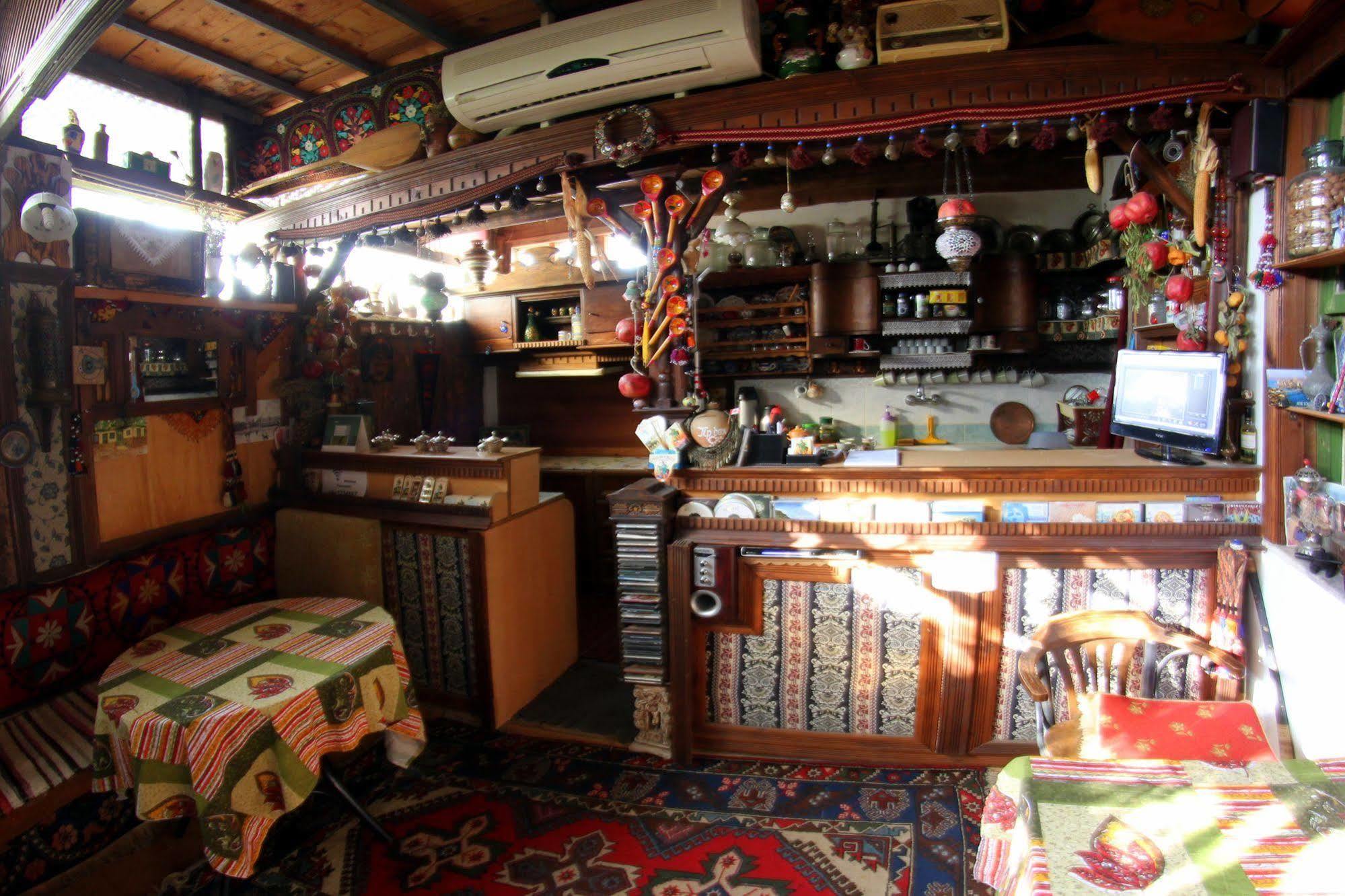 Homeros Pension & Guesthouse Selçuk Esterno foto
